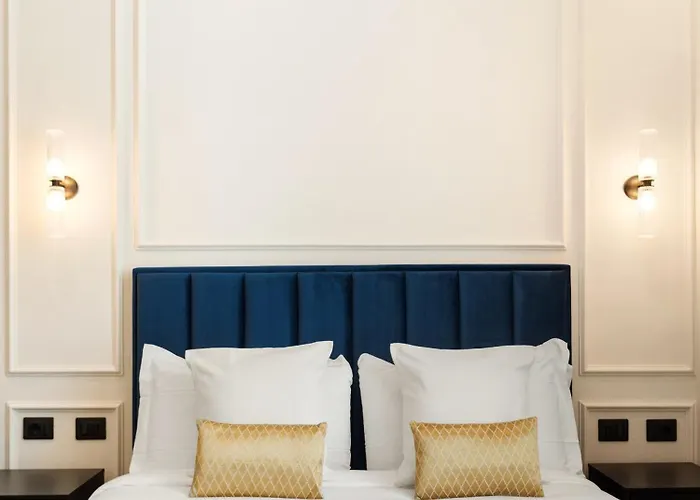 Adriana Boutique 4*